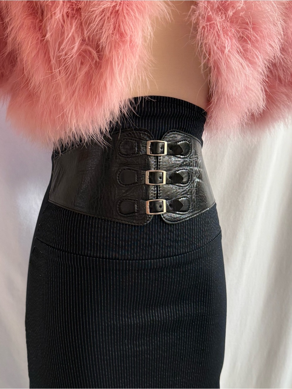 Y2K High Waist Pinstripe Pencil Skirt - Picture 2 of 5